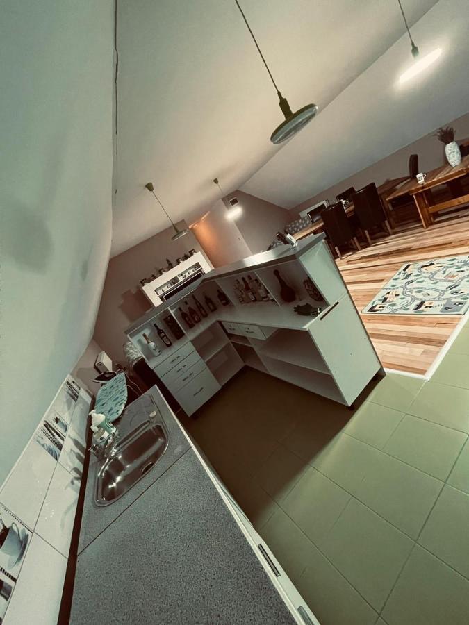 Casa Verde Foeni Buitenkant foto